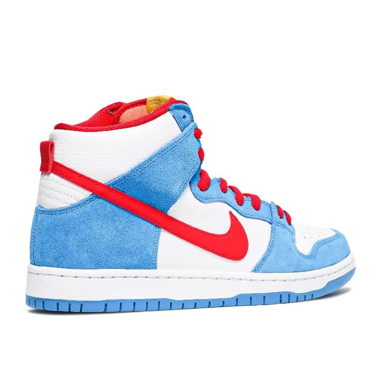 nike sb dunk high doraemon